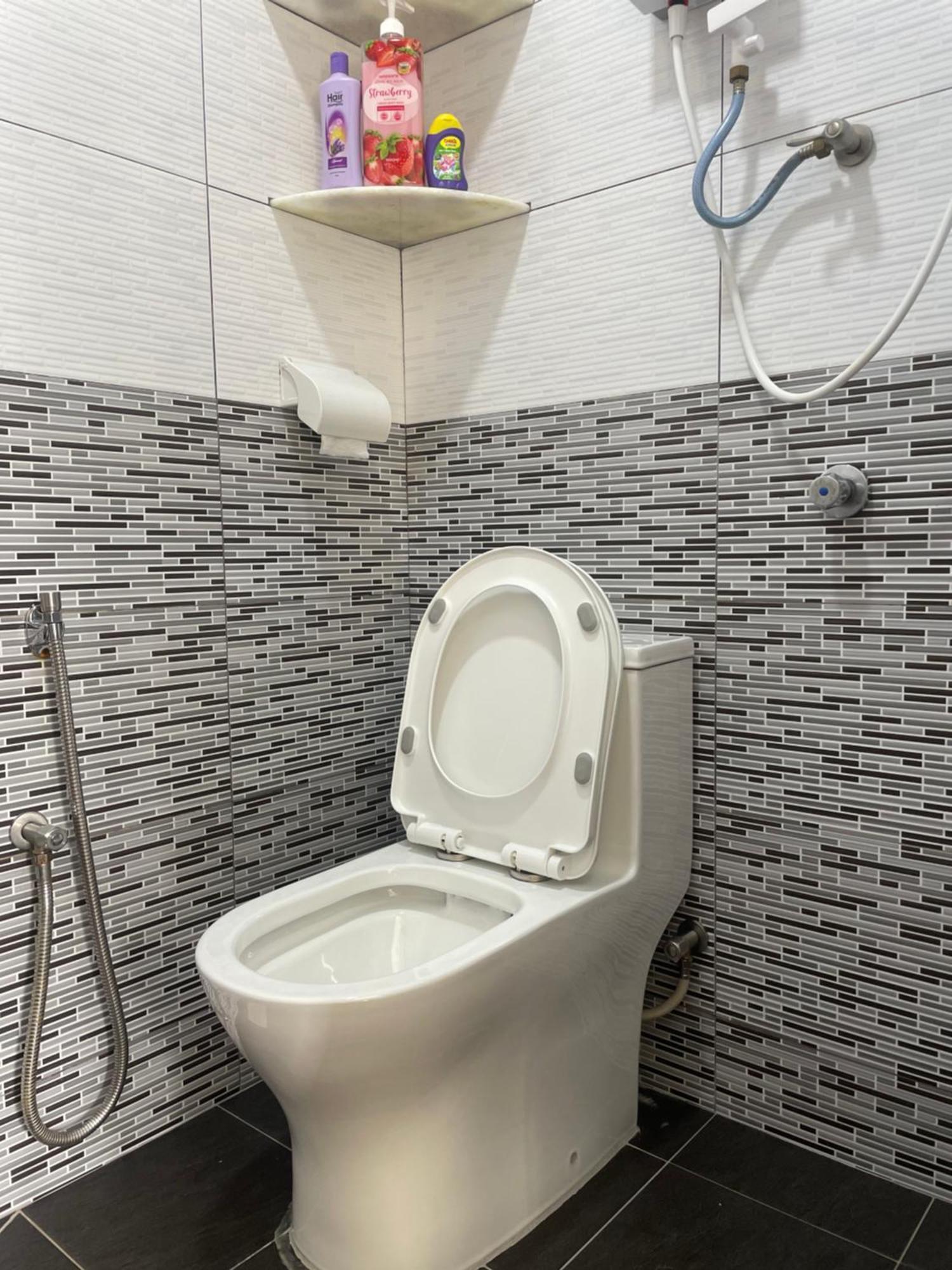 Kb Guesthouse Мерсинг Экстерьер фото