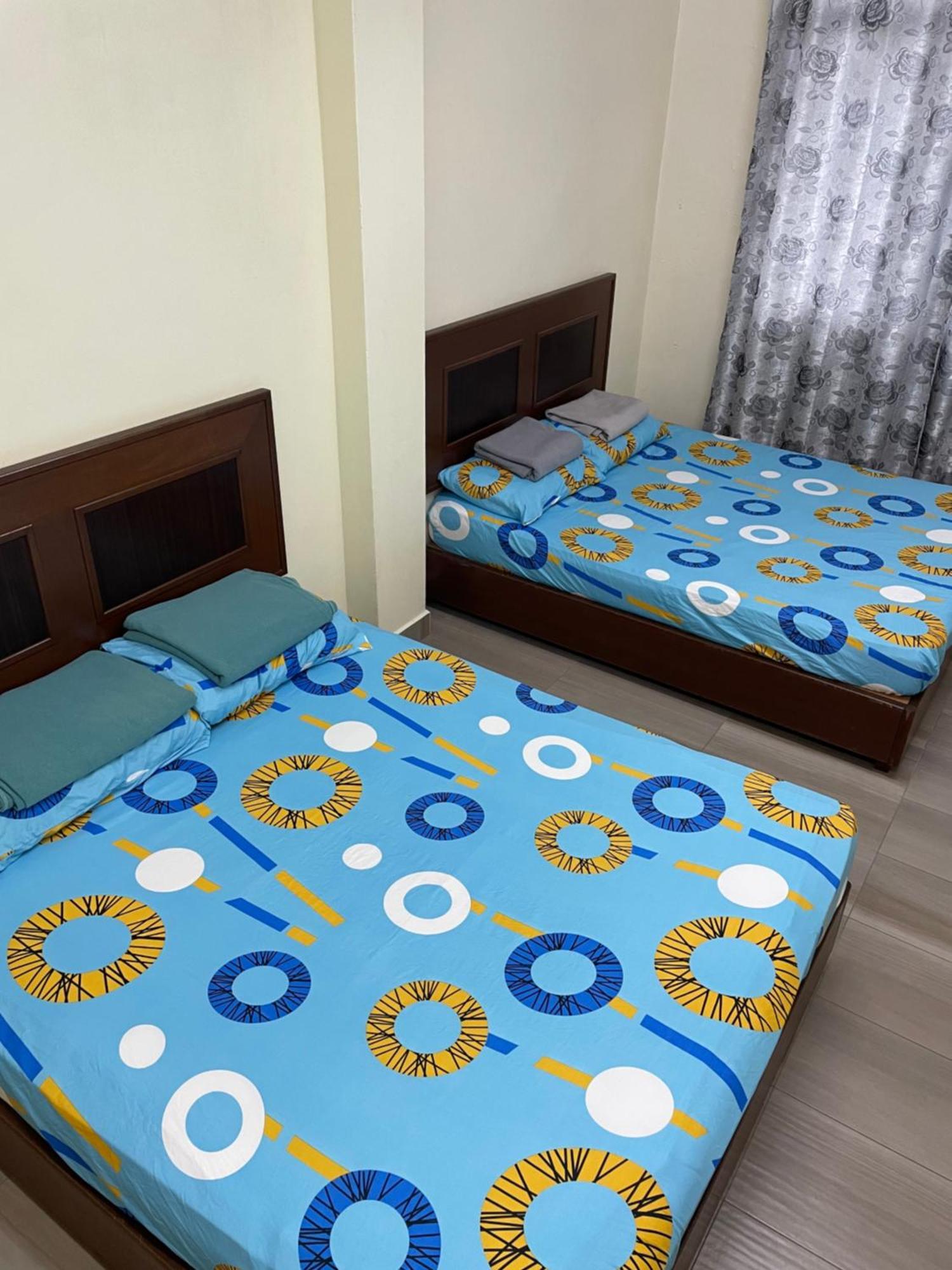 Kb Guesthouse Мерсинг Экстерьер фото
